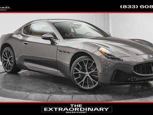 New 2026 Maserati GranTurismo Modena image 1