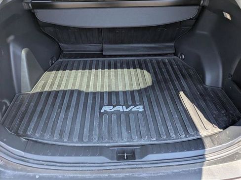 Used 2025 Toyota RAV4 XLE AWD/4WD image 6