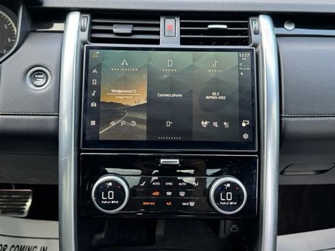 Used 2023 Land Rover Discovery S R-Dynamic AWD/4WD image 28