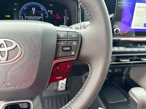 New 2026 Toyota Camry SE image 25