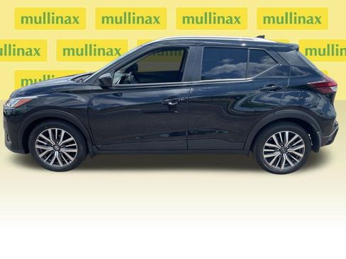 Used 2023 Nissan Kicks SV FWD image 6