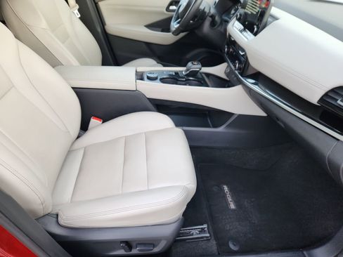 Used 2023 Nissan Rogue SL w/ SL Premium Package image 15