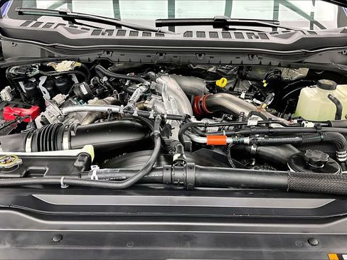 New 2026 Ford F250 Platinum w/ Tremor Off-Road Package AWD/4WD image 12