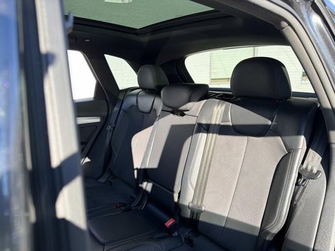 Used 2021 Audi SQ5 Premium Plus w/ Premium Plus Package image 26