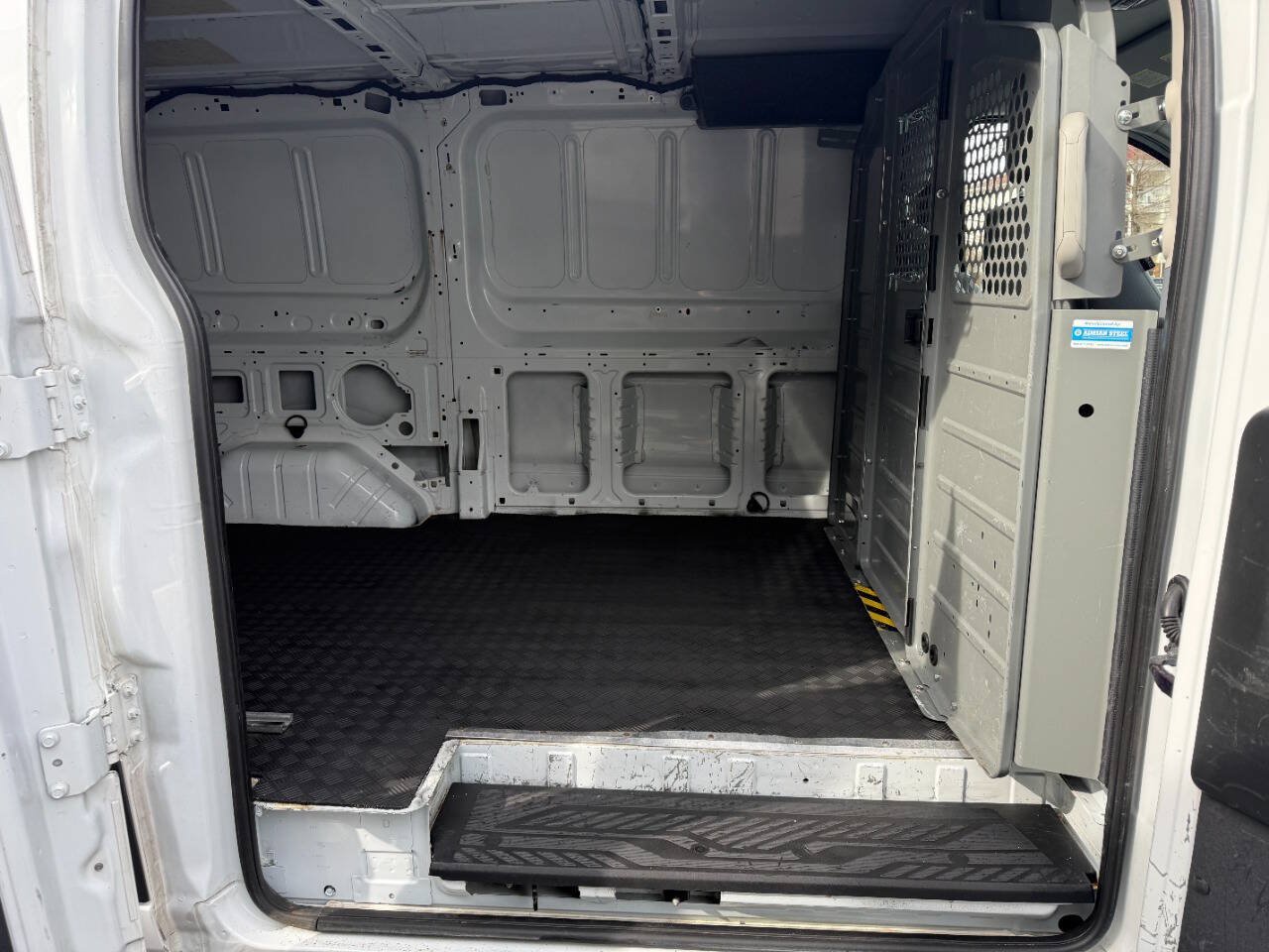 Used 2016 Ford Transit 150 130 Low Roof RWD image 28