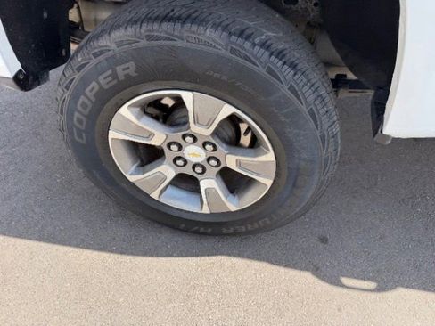 Used 2018 Chevrolet Colorado Z71 AWD/4WD image 29