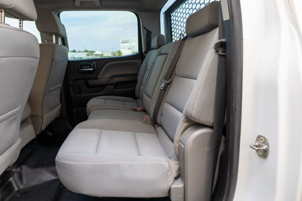 Used 2018 GMC Sierra 3500 4x4 Crew Cab w/ Sierra Convenience Package image 11