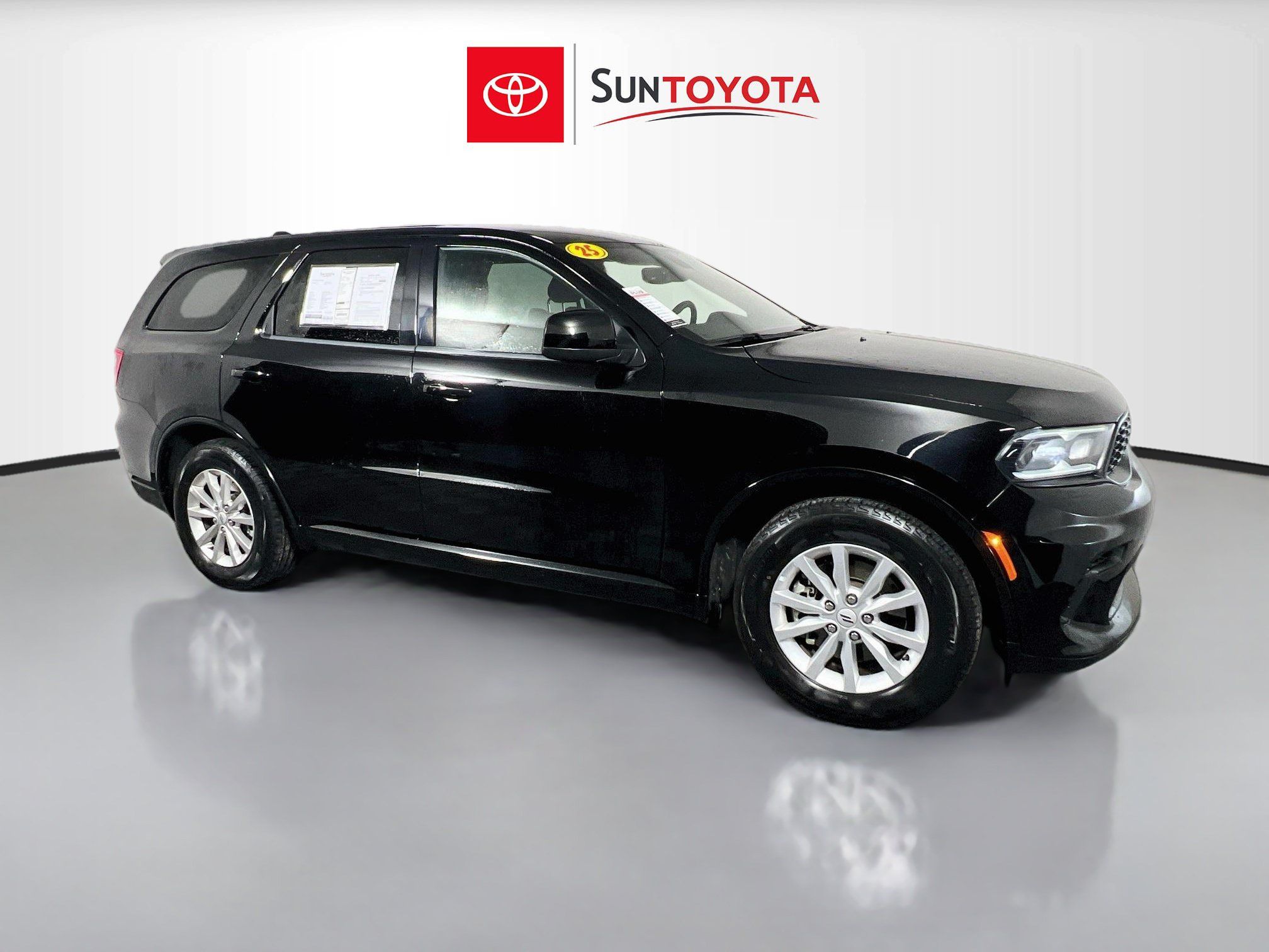 Used 2025 Dodge Durango GT RWD image 1