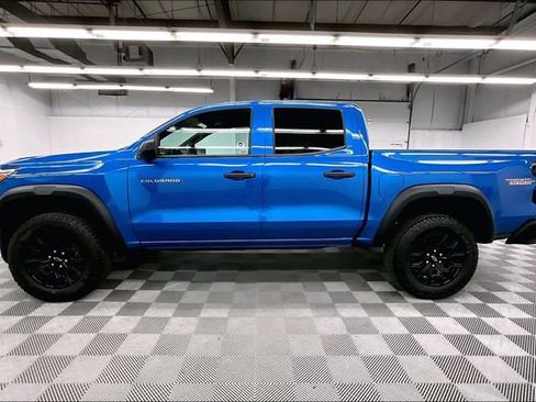 Used 2024 Chevrolet Colorado Trail Boss w/ Advanced Trailering Package AWD/4WD image 14