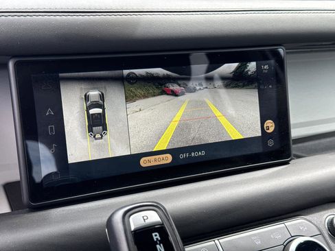 Used 2023 Land Rover Defender 110 X-Dynamic SE image 28