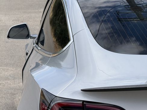 Used 2018 Tesla Model 3 Performance AWD/4WD image 18