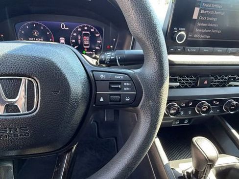 Used 2025 Honda Accord SE image 28