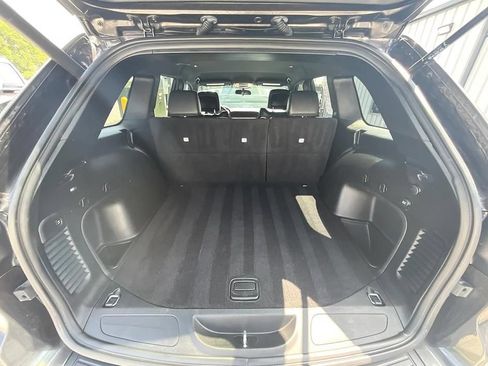 Used 2021 Jeep Grand Cherokee Laredo X AWD/4WD image 8