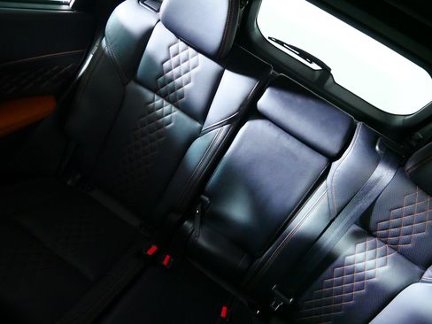 Used 2023 Mitsubishi Outlander SEL AWD/4WD image 12