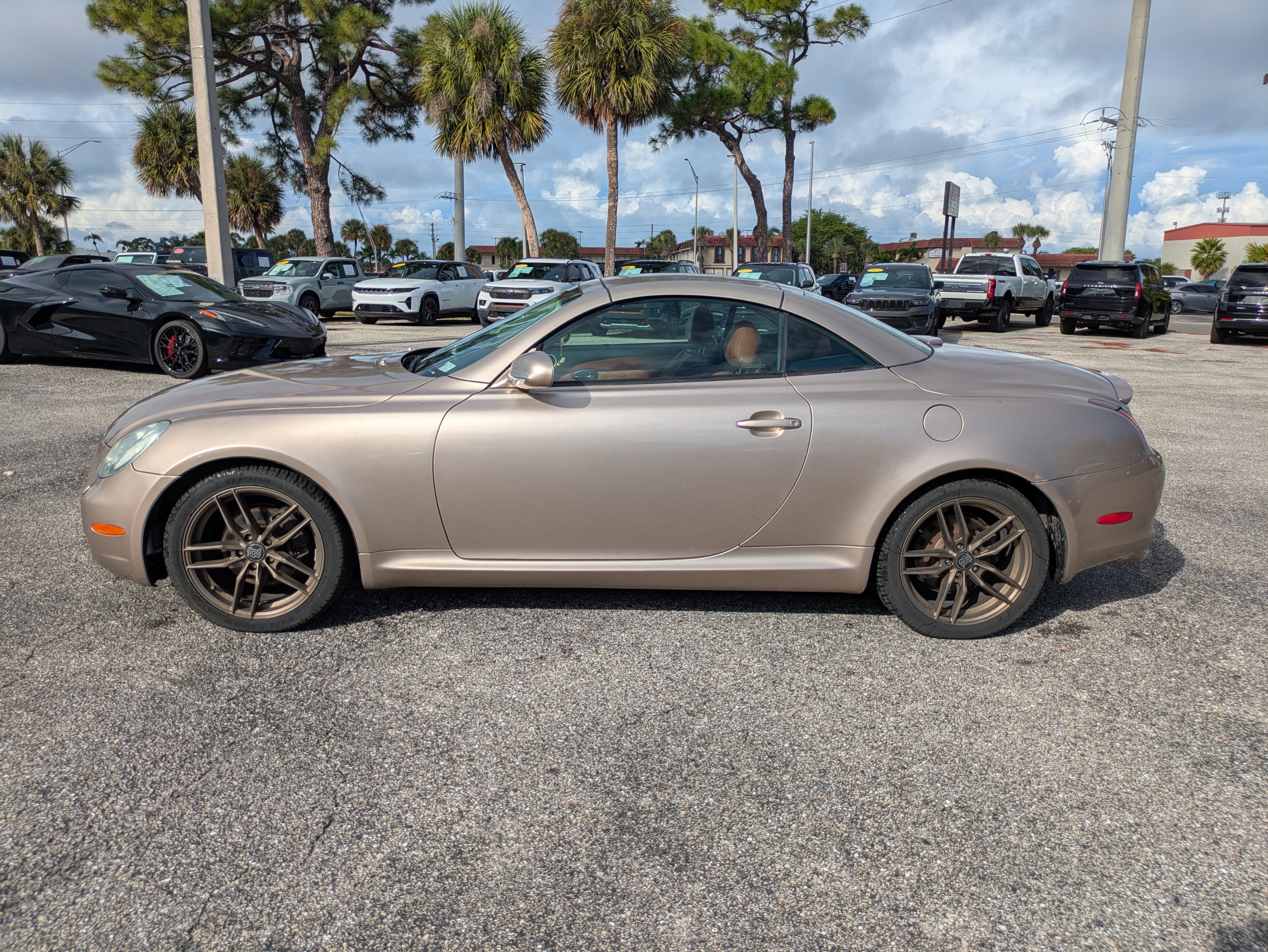 Used 2002 Lexus SC 430 Convertible RWD image 7
