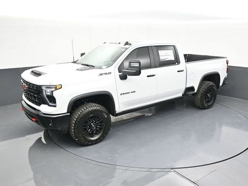 New 2026 Chevrolet Silverado 2500 ZR2 w/ LPO, Dark Essentials Package image 62