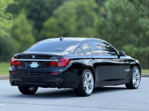 Used 2015 BMW 740i RWD image 11