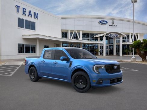 New 2026 Ford Maverick Lobo AWD/4WD image 7