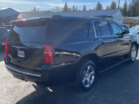 Used 2017 Chevrolet Suburban Premier image 5
