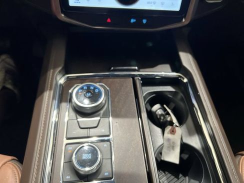 Used 2022 Ford Expedition King Ranch AWD/4WD image 17