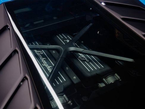 Used 2023 Lamborghini Huracan EVO image 27