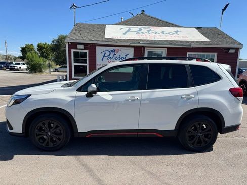 Used 2022 Subaru Forester Sport AWD/4WD image 2