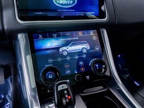 Used 2019 Land Rover Range Rover Sport HSE image 35
