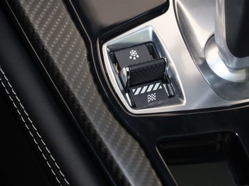 Used 2021 Jaguar F-TYPE R image 38