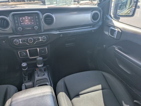 Used 2021 Jeep Wrangler Unlimited Sport image 18
