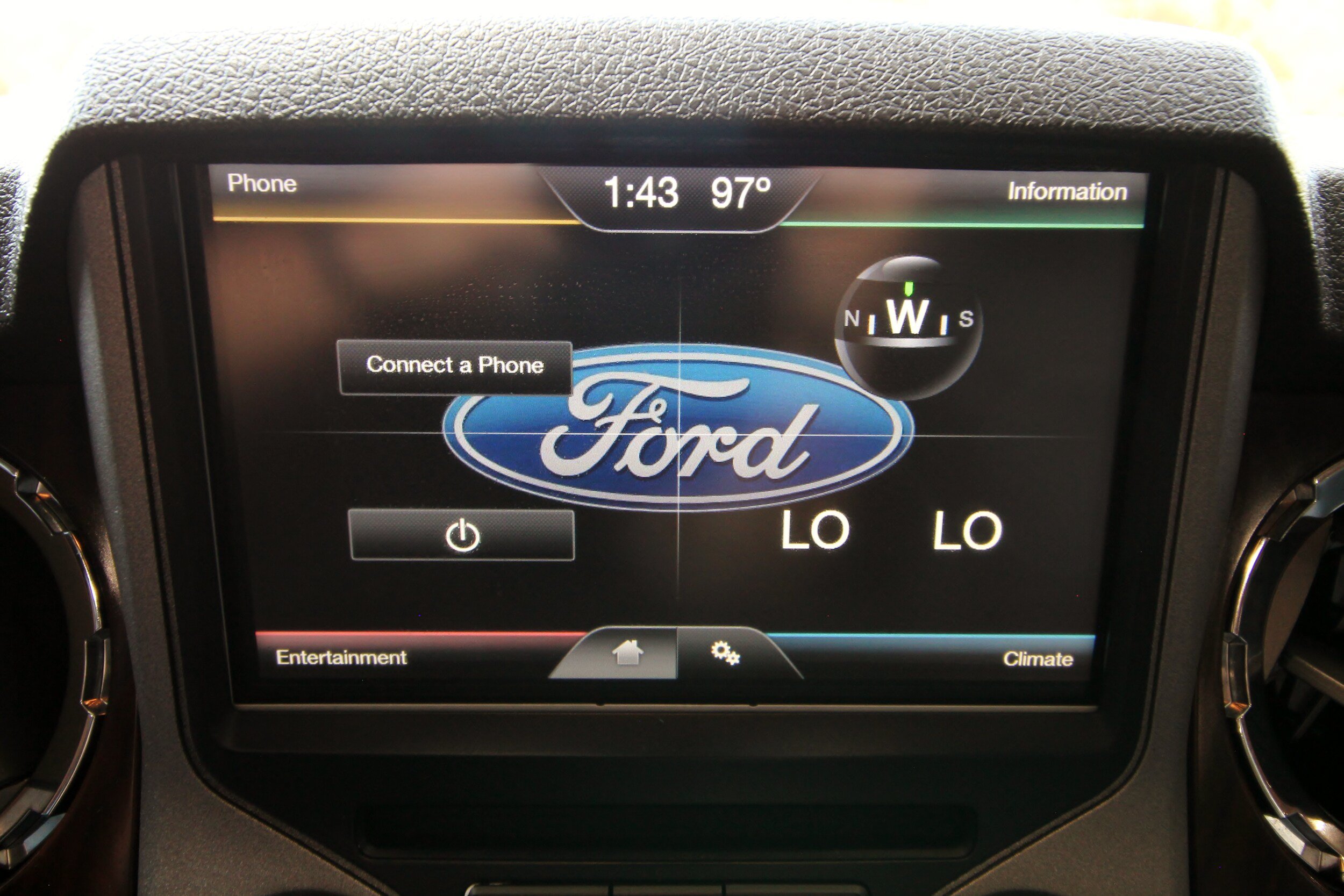 Used 2015 Ford F250 Lariat AWD/4WD image 32