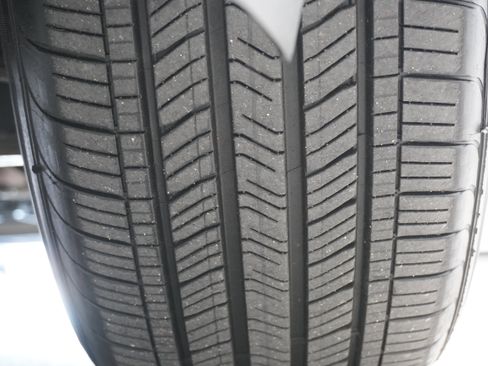 Used 2018 Buick Enclave Essence w/ Trailering Package image 29