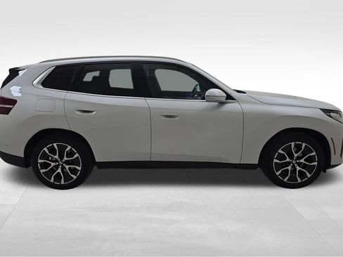 Used 2026 BMW X3 xDrive30i w/ Convenience Package AWD/4WD image 11