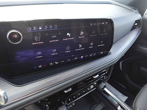New 2026 Chevrolet Tahoe Premier w/ Sun And Tow Package AWD/4WD image 18