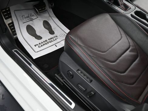 Used 2022 Volkswagen Jetta GLI Autobahn FWD image 41