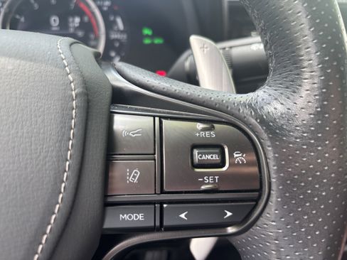 Used 2022 Lexus LC 500 Convertible w/ Touring Package RWD image 30