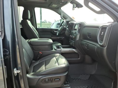 Used 2020 Chevrolet Silverado 2500 LTZ w/ LTZ Texas Edition AWD/4WD image 17