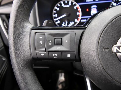 Used 2023 Nissan Rogue SV AWD/4WD image 20