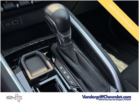 Used 2024 Chevrolet Colorado LT w/ LT Convenience Package II RWD image 17