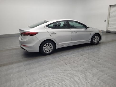 Used 2017 Hyundai Elantra SE image 10