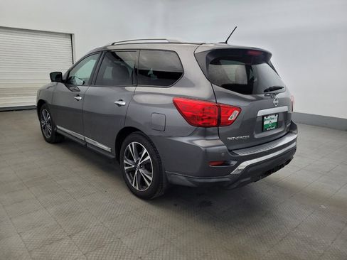 Used 2017 Nissan Pathfinder Platinum FWD image 5