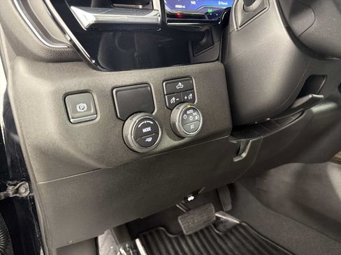 Used 2023 Chevrolet Silverado 1500 RST RWD image 33