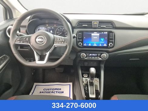 New 2025 Nissan Versa SR w/ Trunk Package image 9