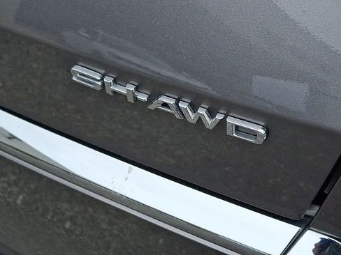 Used 2023 Acura MDX SH-AWD w/ Technology Package image 34