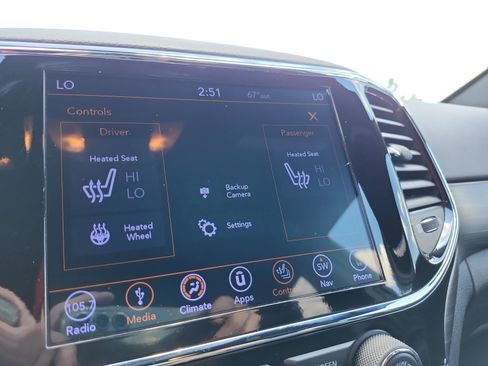 Used 2019 Jeep Grand Cherokee Altitude RWD image 20
