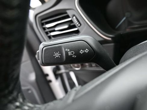 Used 2020 Ford Escape SEL FWD image 13