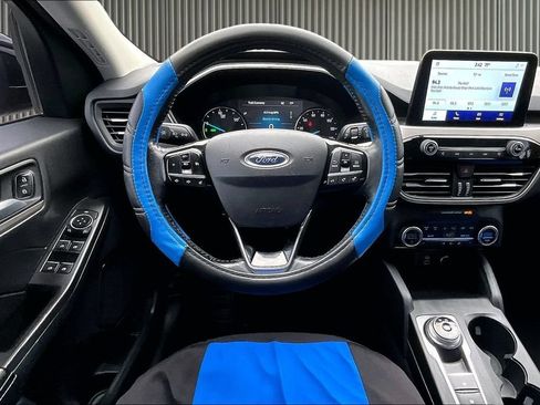 Used 2021 Ford Escape SEL AWD/4WD image 6