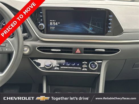 Used 2023 Hyundai Sonata SEL image 17