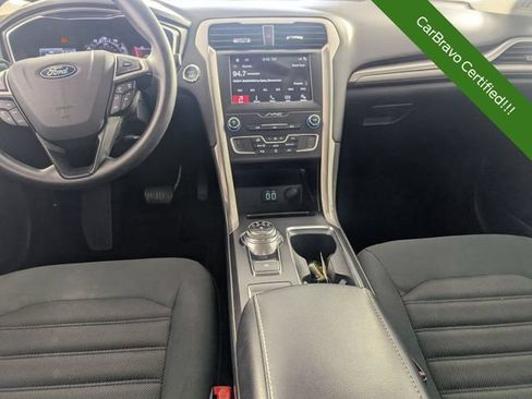 Used 2019 Ford Fusion SE FWD image 25