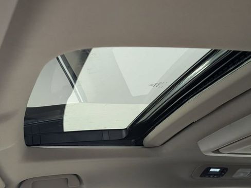 Used 2023 Honda Odyssey Elite image 13