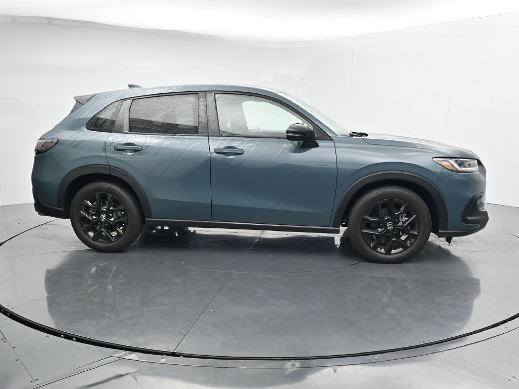 Used 2024 Honda HR-V Sport image 9